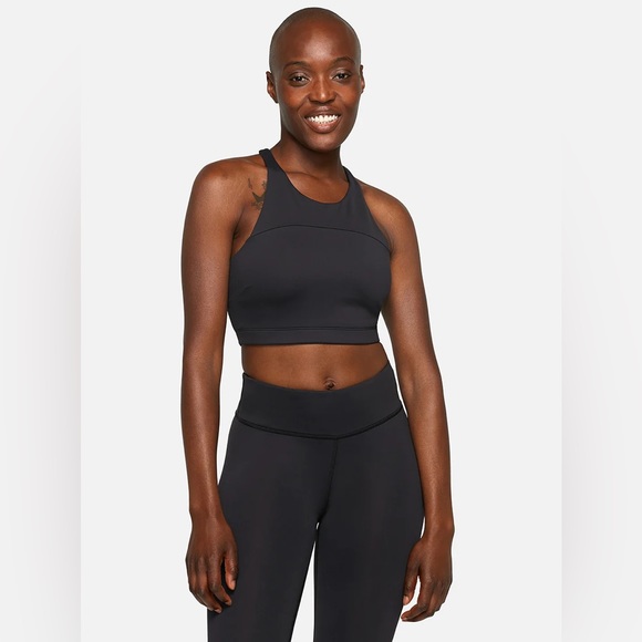 Outdoor Voices TechSweat™ Crop Top in Medium in Black - Picture 2 of 8